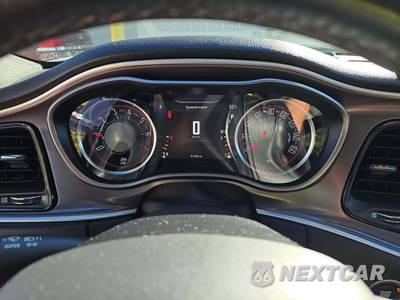 2019 Dodge Challenger SXT - zdjęcie 9 z 20 - miniatura