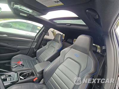 2024 Volkswagen Golf R - zdjęcie 11 z 20 - miniatura