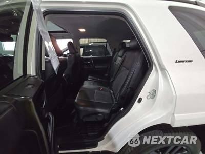 2020 Toyota 4Runner Nightshade - zdjęcie 13 z 24 - miniatura