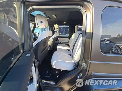 2025 Mercedes-Benz AMG G 63 4MATIC - zdjęcie 13 z 20 - miniatura