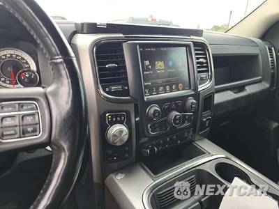 2016 Ram 1500 Sport Crew Cab Short Bed - zdjęcie 10 z 29 - miniatura