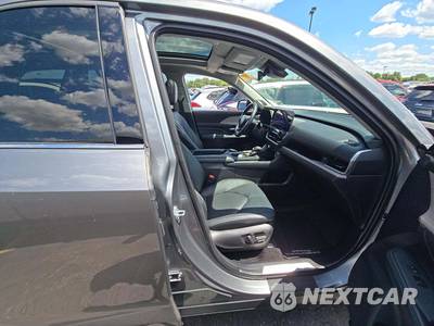 2025 Toyota Grand Highlander Hybrid Limited - zdjęcie 19 z 21 - miniatura