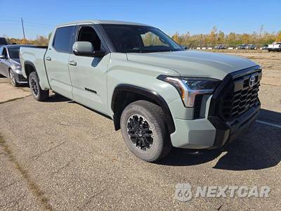 2022 Toyota Tundra SR5 Crew Cab Medium Bed - zdjęcie 4 z 23 - miniatura