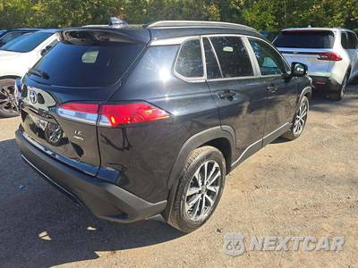 2025 Toyota Corolla Cross LE - zdjęcie 3 z 20 - miniatura