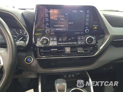 2021 Toyota Highlander XLE - zdjęcie 10 z 23 - miniatura