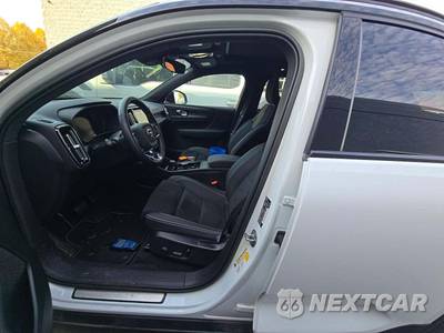 2023 Volvo XC40 Recharge Pure Electric Plus - zdjęcie 6 z 21 - miniatura