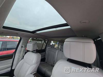 2022 Jeep Grand Wagoneer Series I - zdjęcie 11 z 24 - miniatura