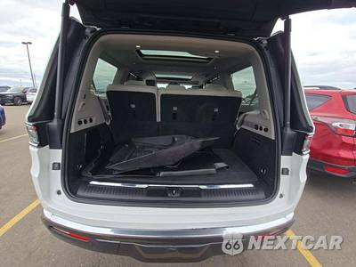 2022 Jeep Grand Wagoneer Series I - zdjęcie 15 z 24 - miniatura