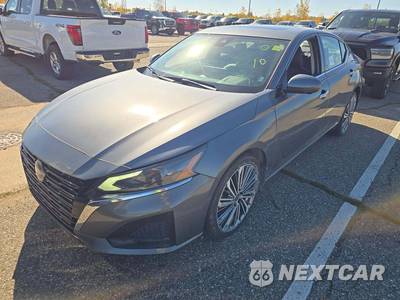 2024 Nissan Altima Platinum - zdjęcie 1 z 21 - miniatura