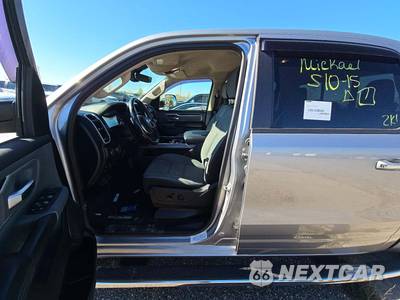 2020 Ram 1500 Big Horn Crew Cab Short Bed - zdjęcie 6 z 22 - miniatura