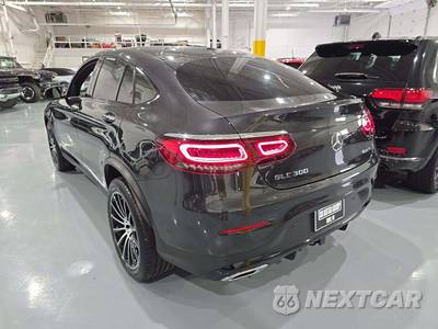2022 Mercedes-Benz GLC 300 4MATIC - zdjęcie 2 z 20 - miniatura