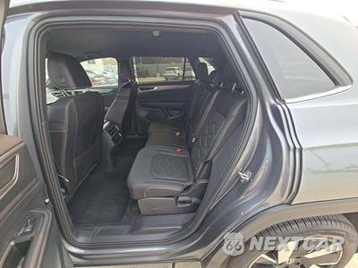 2025 Volkswagen Atlas Cross Sport 2.0T SE w/Technology - zdjęcie 10 z 17 - miniatura