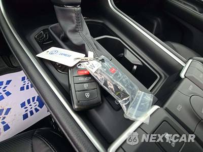2026 Toyota Grand Highlander Limited - zdjęcie 8 z 21 - miniatura
