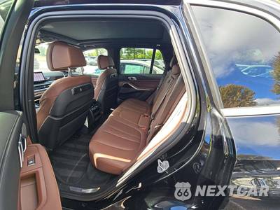 2024 BMW X5 Sports Activity Vehicle xDrive50e - zdjęcie 13 z 20 - miniatura