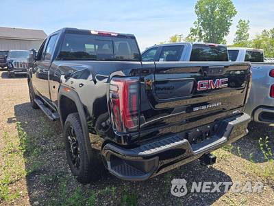 2025 GMC Sierra 2500HD AT4 Crew Cab Medium Bed 4SB - zdjęcie 2 z 20 - miniatura