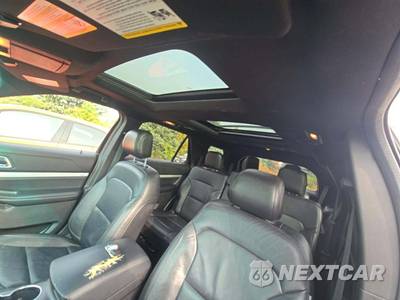 2017 Ford Explorer XLT - zdjęcie 11 z 26 - miniatura