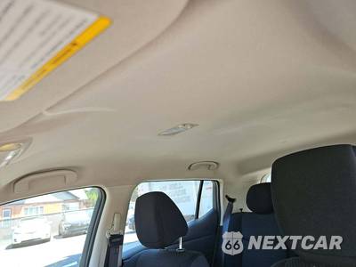 2016 Nissan LEAF S - zdjęcie 8 z 27 - miniatura