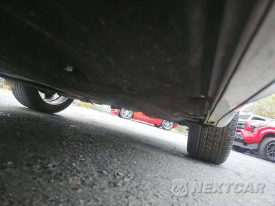 2023 Genesis GV70 2.5T - zdjęcie 4 z 26 - miniatura