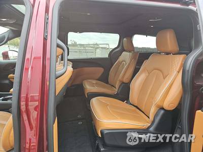 2022 Chrysler Pacifica Pinnacle 121.6" WB - zdjęcie 10 z 23 - miniatura