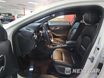2020 Mercedes-Benz GLA 250 4MATIC - zdjęcie 6 z 31 - miniatura