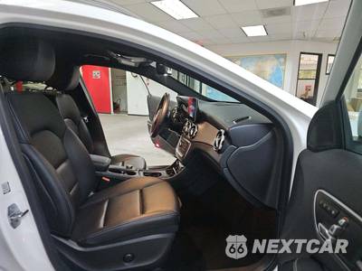 2020 Mercedes-Benz GLA 250 4MATIC - zdjęcie 18 z 31 - miniatura