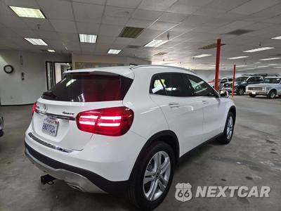 2020 Mercedes-Benz GLA 250 4MATIC - zdjęcie 3 z 31 - miniatura