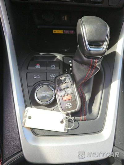 2023 Toyota RAV4 Prime XSE - zdjęcie 5 z 28 - miniatura