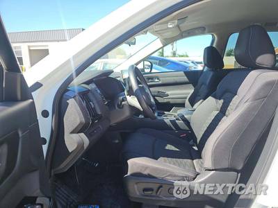 2022 Nissan Pathfinder SV - zdjęcie 3 z 30 - miniatura