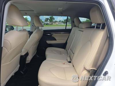 2023 Toyota Highlander Limited - zdjęcie 10 z 19 - miniatura