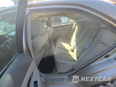 2009 Toyota Camry LE - zdjęcie 13 z 25 - miniatura