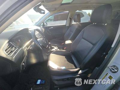 2019 Volkswagen Tiguan SEL - zdjęcie 6 z 22 - miniatura