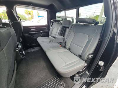 2021 Ram 1500 Big Horn Crew Cab Short Bed - zdjęcie 13 z 24 - miniatura