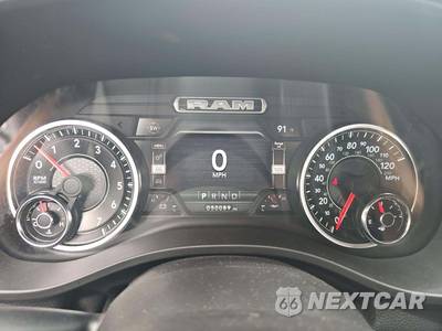 2021 Ram 1500 Big Horn Crew Cab Short Bed - zdjęcie 9 z 24 - miniatura