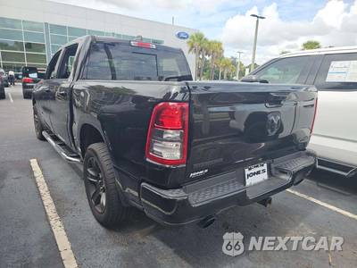2021 Ram 1500 Big Horn Crew Cab Short Bed - zdjęcie 2 z 24 - miniatura