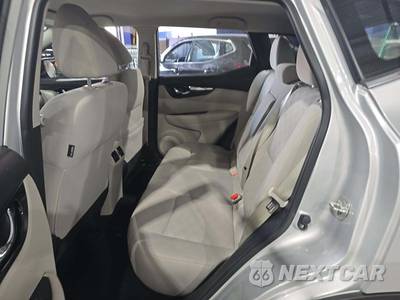 2018 Nissan Rogue Sport SV - zdjęcie 13 z 25 - miniatura