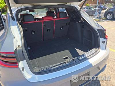 2016 Porsche Macan Turbo - zdjęcie 14 z 22 - miniatura