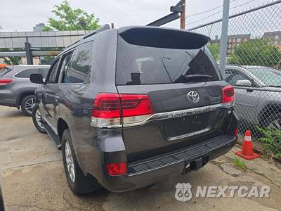 2018 Toyota Land Cruiser - zdjęcie 2 z 21 - miniatura