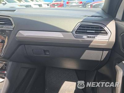 2022 Volkswagen Tiguan SE R-Line Black - zdjęcie 19 z 24 - miniatura