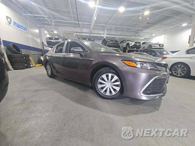 2021 Toyota Camry Hybrid LE - zdjęcie 4 z 23 - miniatura