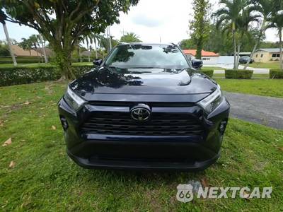 2023 Toyota RAV4 XLE Premium - zdjęcie 2 z 30 - miniatura