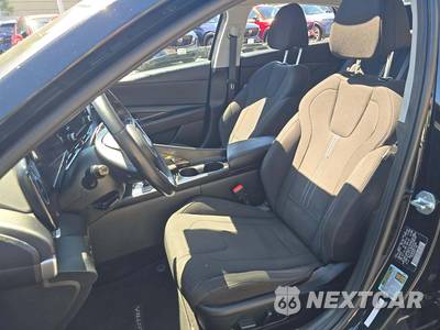 2021 Hyundai Elantra SEL - zdjęcie 3 z 35 - miniatura