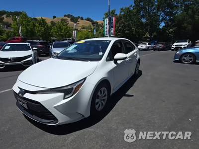 2023 Toyota Corolla Hybrid LE Sedan - zdjęcie 1 z 27 - miniatura