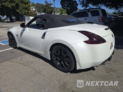 2010 Nissan 370Z Touring Convertible - zdjęcie 2 z 32 - miniatura