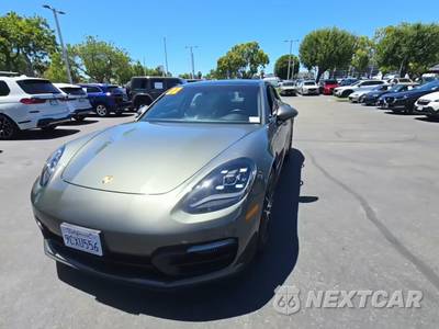2022 Porsche Panamera - zdjęcie 1 z 20 - miniatura