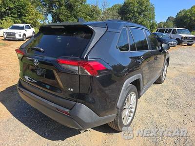 2019 Toyota RAV4 LE - zdjęcie 3 z 26 - miniatura