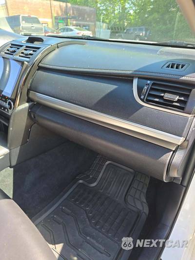 2012 Toyota Camry SE - zdjęcie 19 z 22 - miniatura