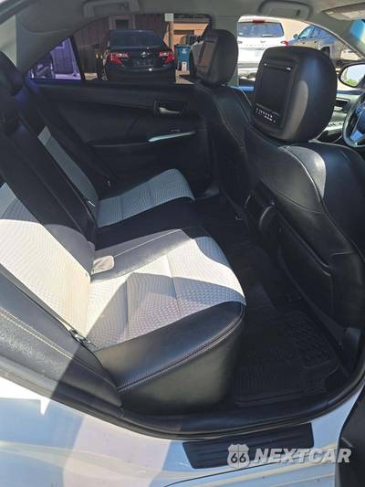 2012 Toyota Camry SE - zdjęcie 16 z 22 - miniatura
