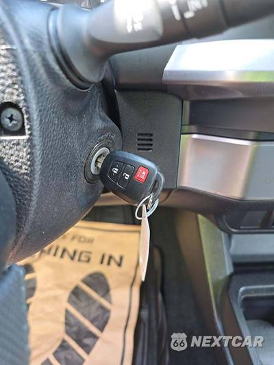 2021 Toyota Tacoma SR5 Crew Cab Medium Bed - zdjęcie 8 z 24 - miniatura