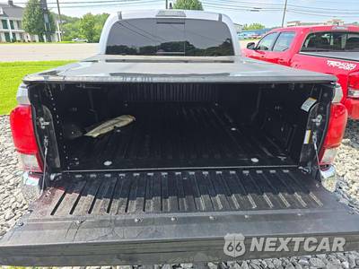 2021 Toyota Tacoma SR5 Crew Cab Medium Bed - zdjęcie 14 z 24 - miniatura
