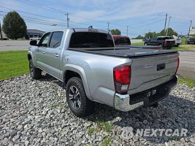 2021 Toyota Tacoma SR5 Crew Cab Medium Bed - zdjęcie 2 z 24 - miniatura